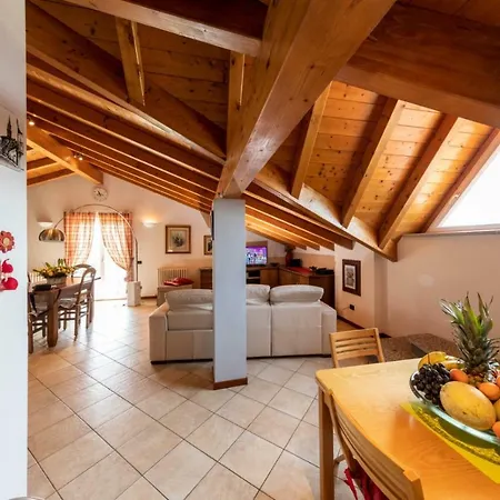 Appartement Meridiana Di Ricciano Casale Corte Cerro